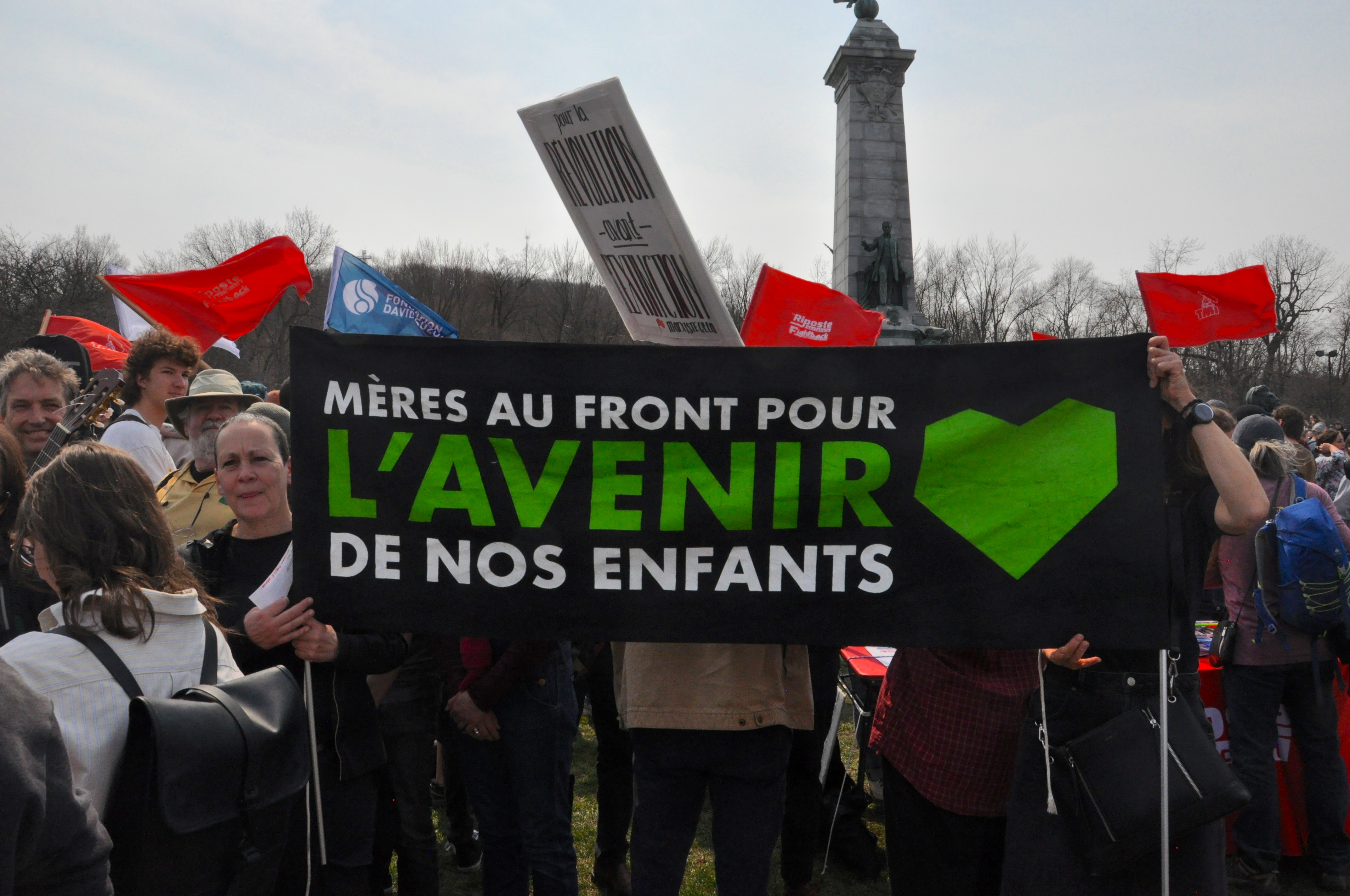 The 2023 Earth Day march in Montreal. Photo: Jahanzeb Hussain.