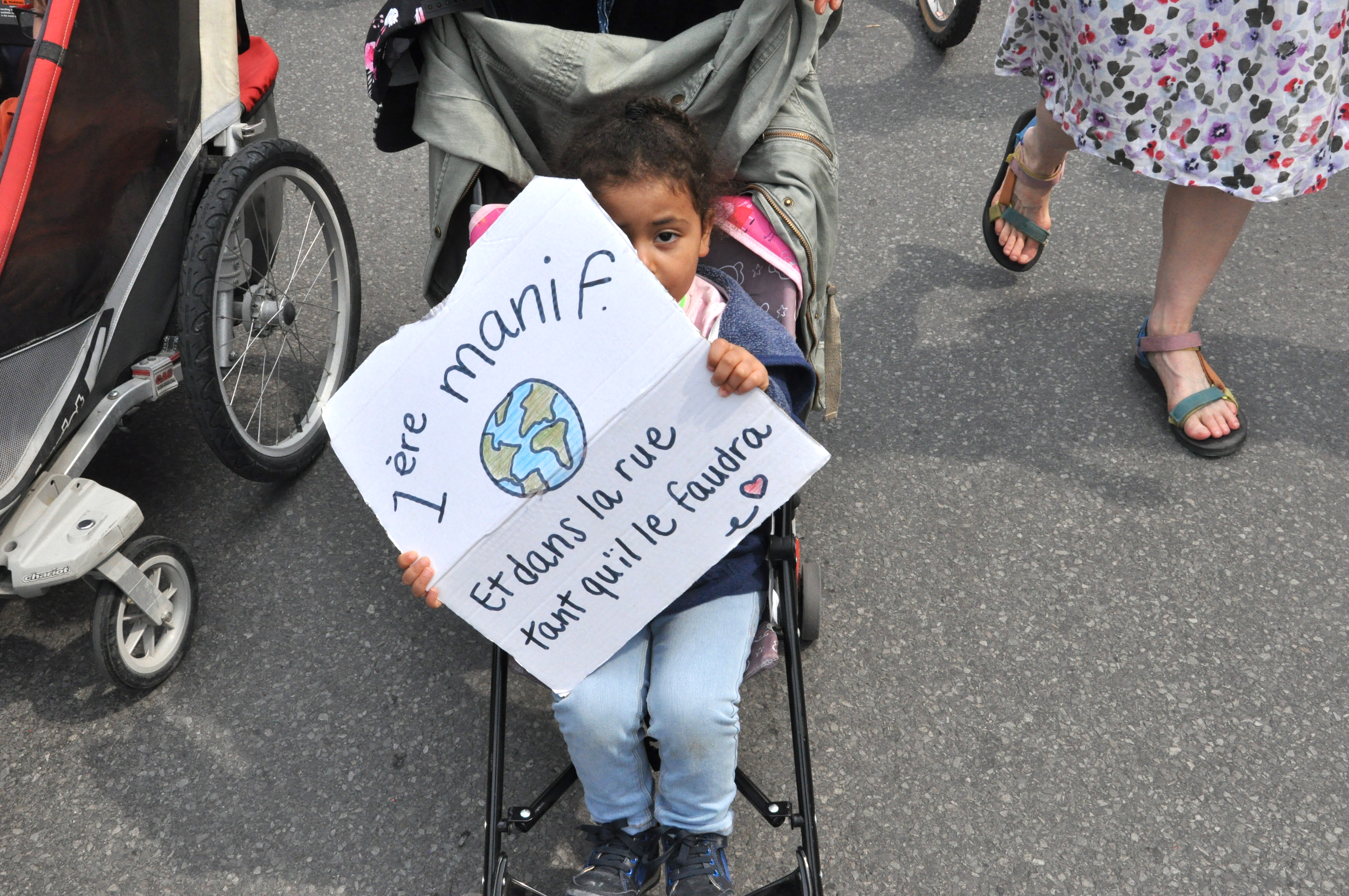The 2023 Earth Day march in Montreal. Photo: Jahanzeb Hussain.