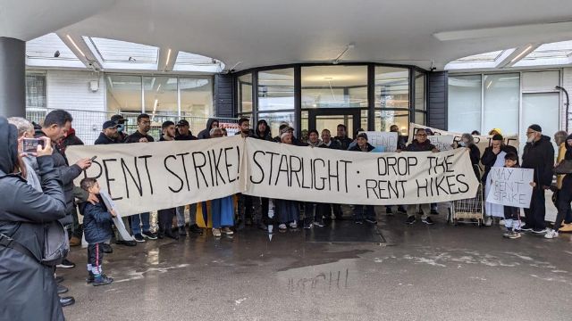 Some of the striking tenants from 71, 75 and 79 Throncliffe Park Dr. Photo credit: Thorncliffe Park Tenants